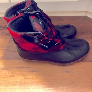 Perfect Fall Plaid Sperry Duck Boots! 🍁🍂🍁